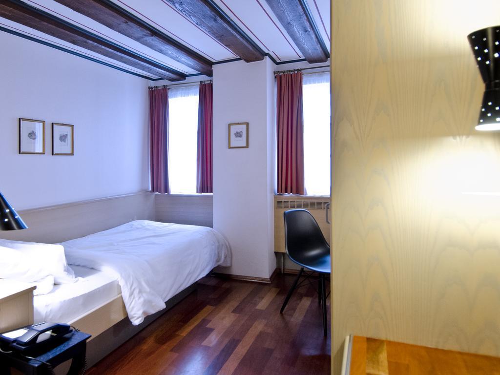 Hotel Scholl Schwäbisch Hall Oda fotoğraf